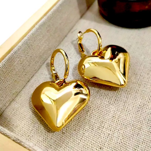 Jewelry - Big Gold Tone Heart ❤️ Hoop Earrings